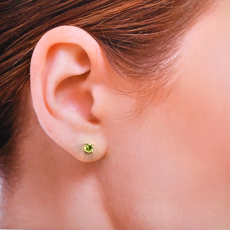 Peridot Round Shape 1.01 Carat Stud Earring In 14k Yellow Gold