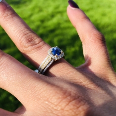1.05 Carat Blue Sapphire And Diamond Ring In 14K Dual Tone (White/Yellow) Gold