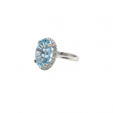 Aquamarine Oval 5.96 Carat Ring With Diamond Accent in 14K White Gold