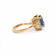 Ceylon Sapphire Oval  3.61 Carats Ring In 14K Yellow Gold  With Accented Diamonds