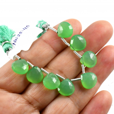 Chrysoprase Drops Heart shape 10X10mm drilled beads 8 pieces Line