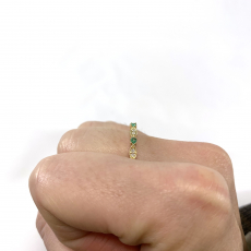 Colombian Emerald Round 0.17 Carat Ring Band in 14K Yellow Gold with Accent Diamonds (RG0621)