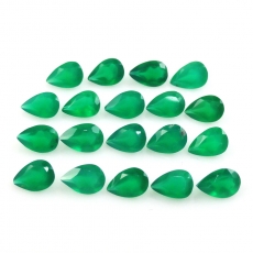 Green Onyx Pear Shape 6X4mm Approximately 6 Carat