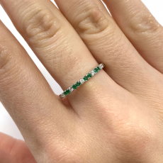 Zambian Emerald Round 0.11 Carat Ring Band in 14K White Gold with Accent Diamonds (RG0698)