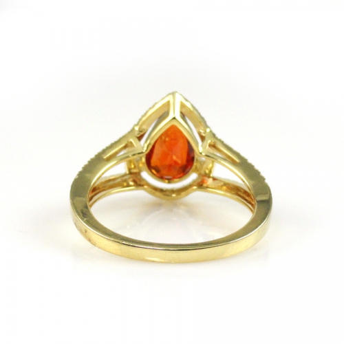 1.69 Carat Orange Sapphire Ring With Accent Diamond In 14k Yellow Gold