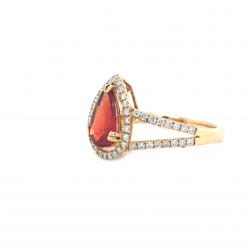 1.69 Carat Orange Sapphire Ring With Accent Diamond In 14K Yellow Gold