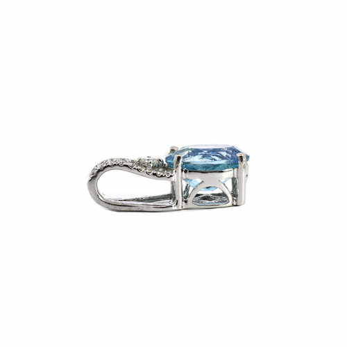 Aquamarine Oval Shape 2.26 Carat Pendant In14K White Gold With Accent Diamonds