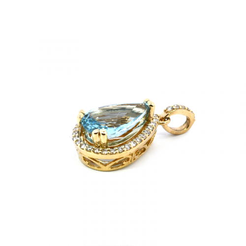 Aquamarine Pear Shape 2.20 Carat Pendant In 14k Yellow Gold With Accent Diamonds