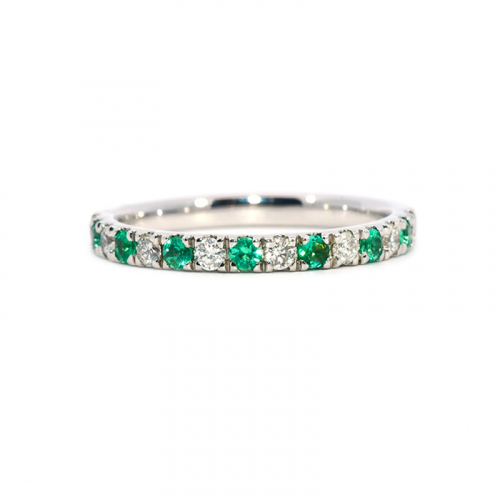 Colombian Emerald 0.19 Carat Ring Band With Diamond Accent In 14k White Gold (rg2578)