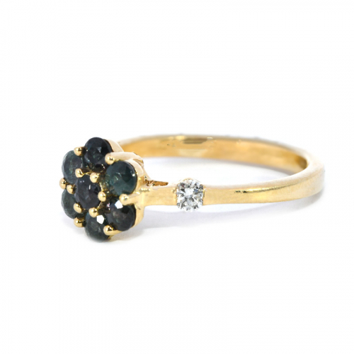 Color Changing Alexandrite 0.69 Carat Floral Ring In 14k Yellow Gold Accented With Diamonds