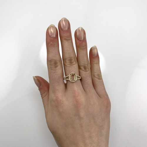Emerald Cushion 7x5mm Ring Semi Mount in 14K Yellow Gold With White Diamond (RG1197)