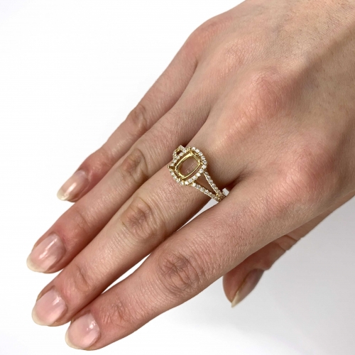 Emerald Cushion 7x5mm Ring Semi Mount in 14K Yellow Gold With White Diamond (RG1197)