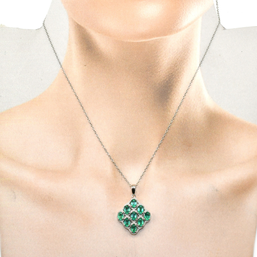Emerald Oval 2.85 Carat Pendant In 925 Sterling Silver