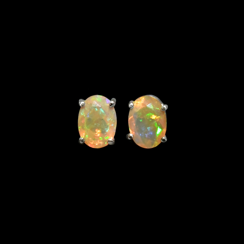 Ethiopian Opal Oval 0.94 Carat Stud Earring In 14k White Gold