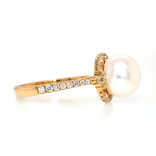 Freshwater Pearl 5.20 Carat With Accented Diamond Halo Engagement Ring in 14K Yellow Gold