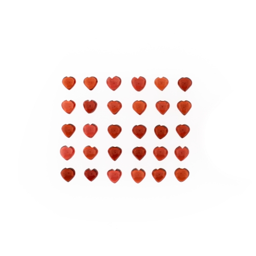 Garnet Cabs Heart Shape 4mm Approximately 11.00 Carat