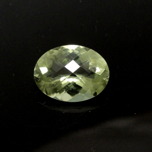 Green Amethyst (prasiolite) Oval 16x12mm Approximately 8 Carat.