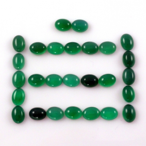 Green Onyx Cab Oval 9X7X3mm Approximately 25 Carat