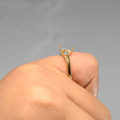 Heart Shape 7x7mm  Ring Semi Mount In 14k Yellow Gold