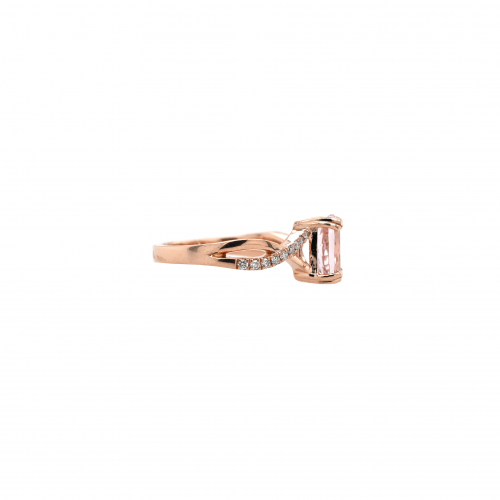 Morganite Oval 1.81 Carat Ring With Accent Diamonds In 14k Rose Gold