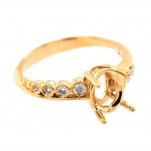 Oval 8x6mm Ring Semi Mount in 14K Yellow Gold with White DIamonds
