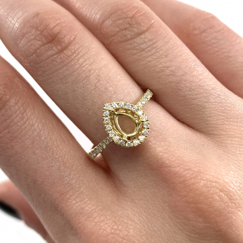 Pear Shape 6x4mm Ring Semi Mount in 14K Yellow Gold with Accent Diamonds (RG1405)