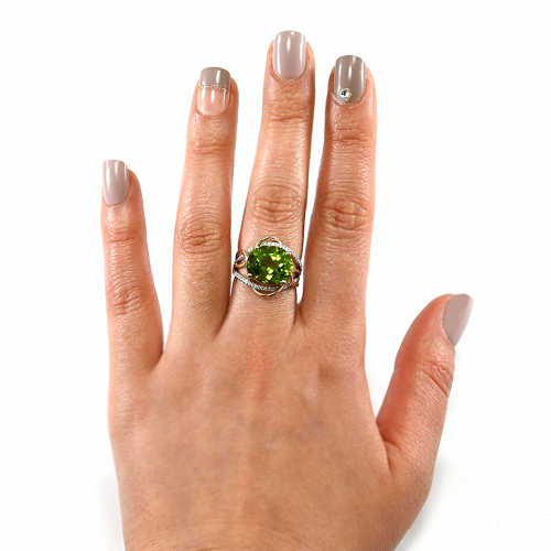 Peridot Oval 7.22 Carat Ring With Accented Diamond In 14k Dual Tone (yellow And White) Gold