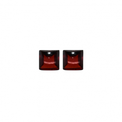 Red Garnet Square 7mm Approximately 4.5 Carat