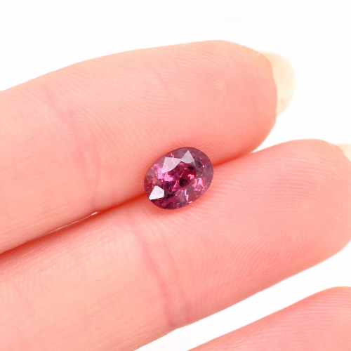 Red Spinel Oval 7x5mm 1.17 Carat*