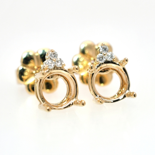 Round 5mm Earring Semi Mount in 14K Yellow Gold With White Diamonds